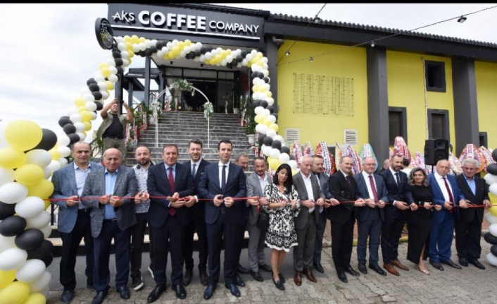 AKS COFFEE Combany Beşikdüzünde açıldı