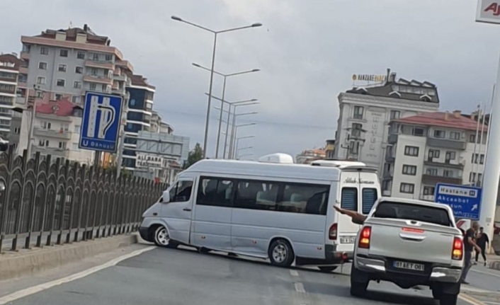 Akçabat’a trafik kazası 7.yaralı.