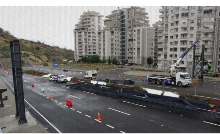 Boztepe mahallesi’ne yaya Üstgeçidi yapılıyor.