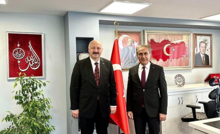 Başkan Çebi Müdür Arıcıoğlu’nu ziyaret etti