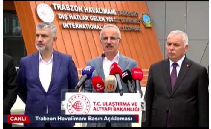 Bakan Uraloğlu havalimanında açıklamalarda bulundu
