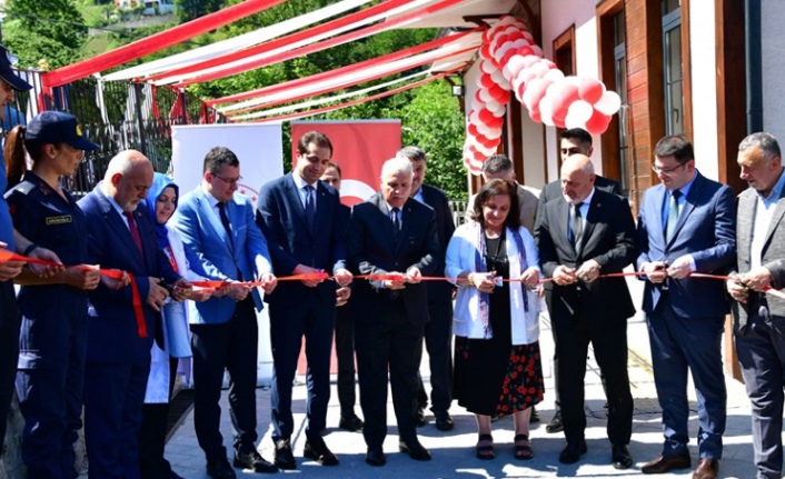 Çarşıbaşı Yavuz Mahallesi Aile Sağlığı Merkezi Açılışı Gerçekleştirildi