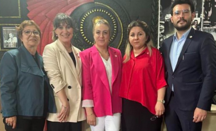 CHP Akçaabat kadın kolları başkanlığına Yılmaz seçildi