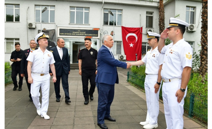 Vali Aziz Yıldırım, Sahil Güvenlik Karadeniz Grup Komutanlığındaki Personelle Bayramlaştı