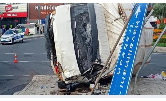 Yomra’da trafik kazası  10 yaralı.