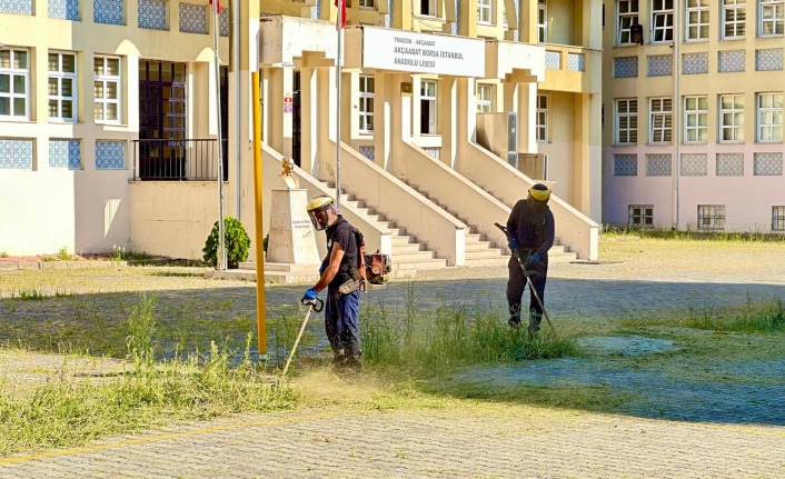 Akçaabat Belediyesinden Okullara Destek