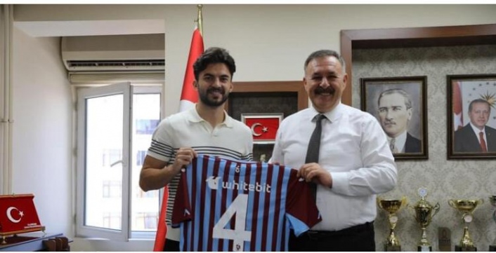 İl Müdürü Kaplan’a Trabzonspor Forması