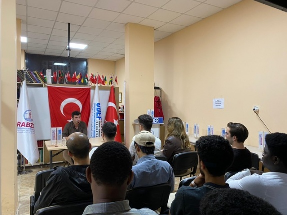 Trabzon Uluslararası Öğrenci Derneği'nden Yeni Dönem Konferansı: Uluslararası Öğrenci Olmak