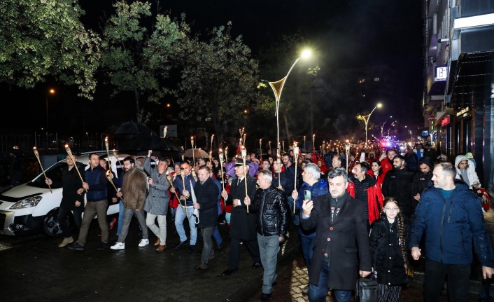 CUMHURİYET’İN YIL DÖNÜMÜ İÇİN FENER ALAYI YAPILDI