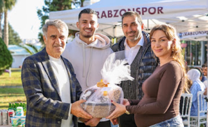 Futbol A Takimimiz barbekü partisinde bir araya geldi