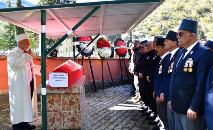 Kıbrıs Gazisi Yusuf Yılmaz Toprağa Verildi