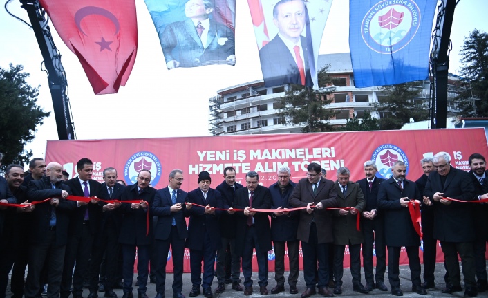 BÜYÜKŞEHİR'E 18 YENİ İŞ MAKİNESİ