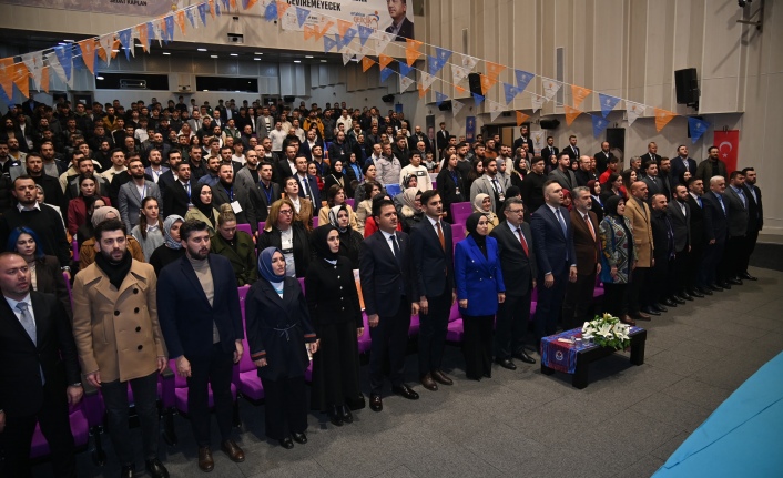 BAŞKAN GENÇ: "CUMHURBAŞKANIMIZIN VİZYONU GENÇLİĞİN OMUZLARINDA  YÜKSELECEK"