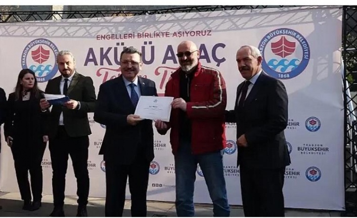 Büyükşehir belediyesi akülü araç dağıttı