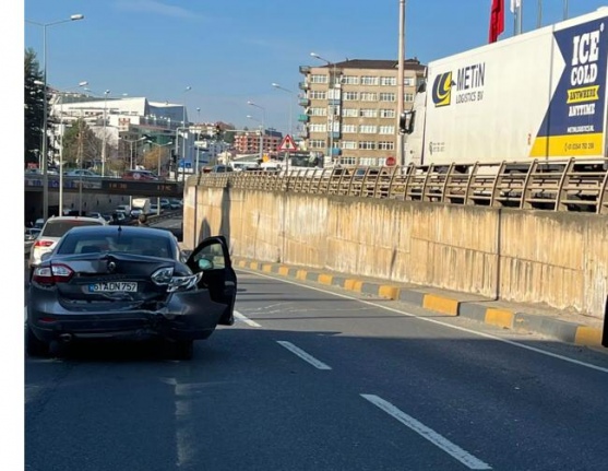 Yalıncak alt geçidinde zincirleme trafik kazası