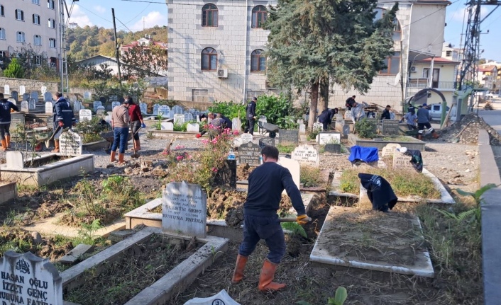 Büyükşehir Acılara Ortak Oldu