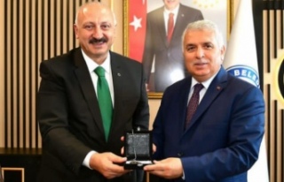 Vali Aziz Yıldırım Araklı İlçesini Ziyaret Etti