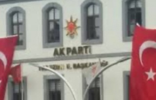 Ak Parti’de 5 yeni ilçe başkanı atandı.