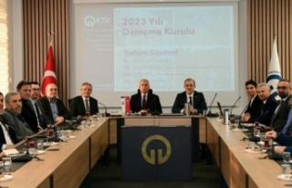 Vali Yıldırım topladı