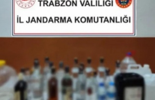 Jandarma’dan kaçak içki operasyonu.