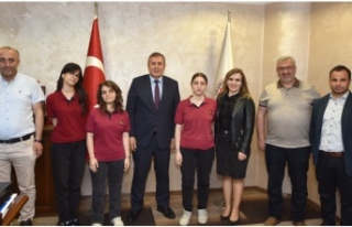 Lise öğrencileri projeleriyle Türkiye finaline...