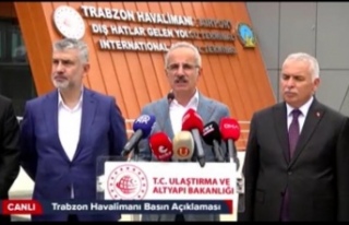 Bakan Uraloğlu havalimanında açıklamalarda bulundu