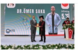KTÜ TIP Fakültesinde mezuniyet Töreni.