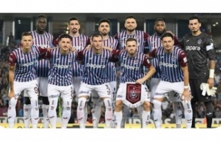 Trabzonspor 4 isim ile yollarını ayırıyor.