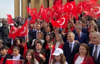 CHP Trabzon Milletvekili Sibel Suiçmez’den Cumhuriyetin...