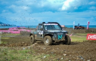 OFF-ROAD Yarışları Nefes Kesti