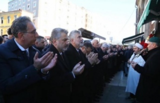 Dr.Günnar’ın annesi Ayşe Günnar Hakka Yürüdü.