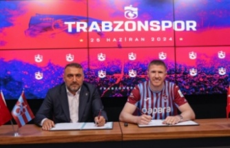 Yeni transferlerimiz Borna Barisic ve John Lundstram ile sözleşme imzaladık
